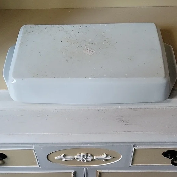 Chinese Dragon Porcelain Casserole